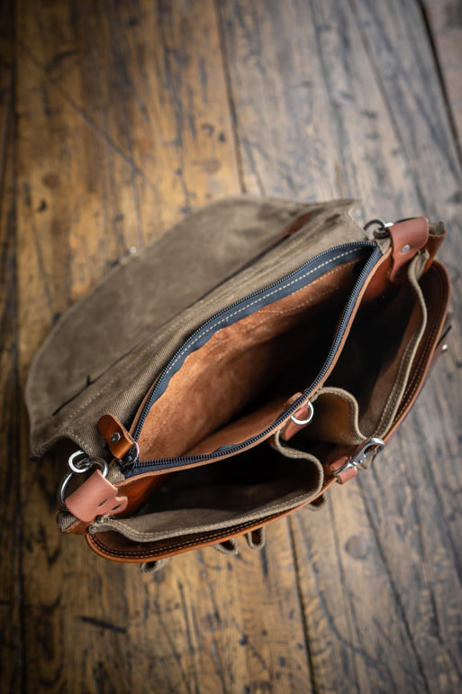 ELQ015-BR-LEATHER-CANVAS