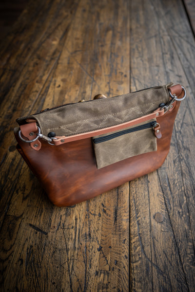 ELQ015-BR-LEATHER-CANVAS